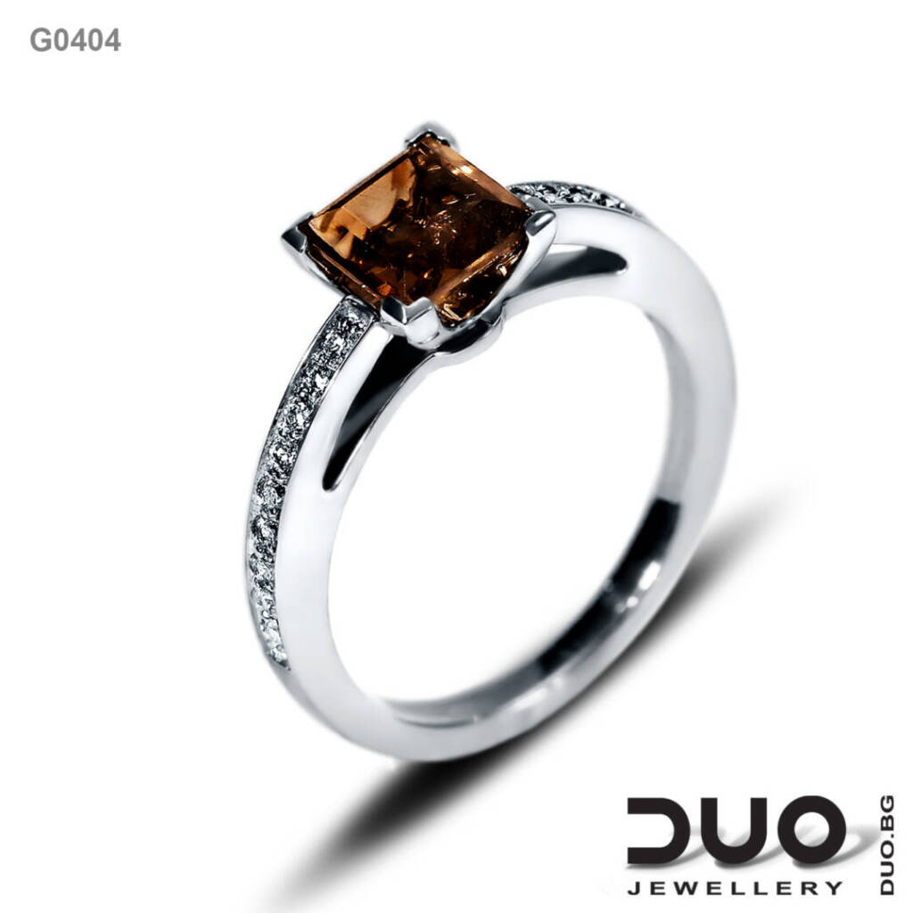 Годежен пръстен G0404 - Годежен пръстен от бяло злато с диаманти