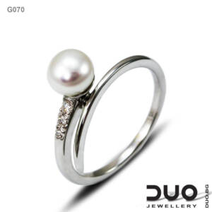 Годежен пръстен G070- Годежен пръстен от бяло злато с диаманти