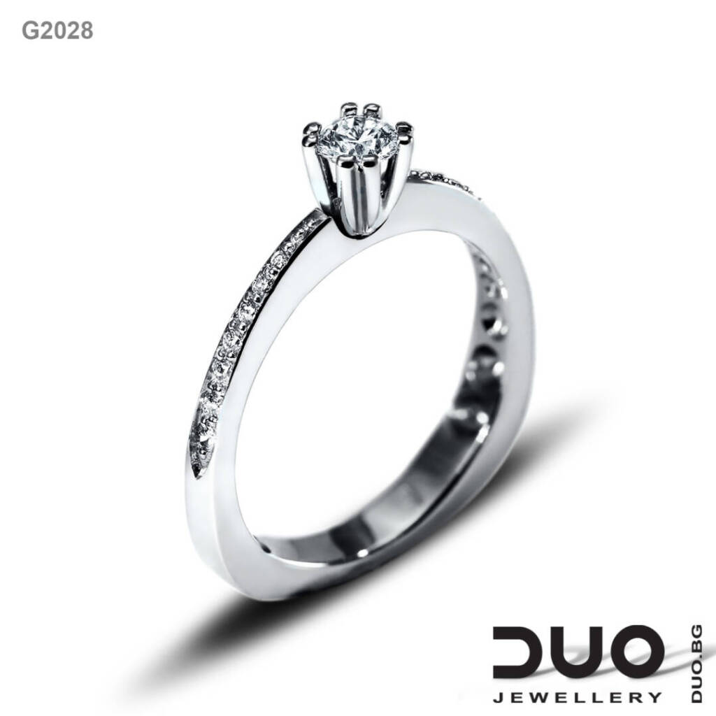 Годежен пръстен G2028- Годежен пръстен от бяло злато с диаманти