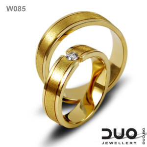 Брачни халки W085 - Венчални халки от жълто злато с диаманти